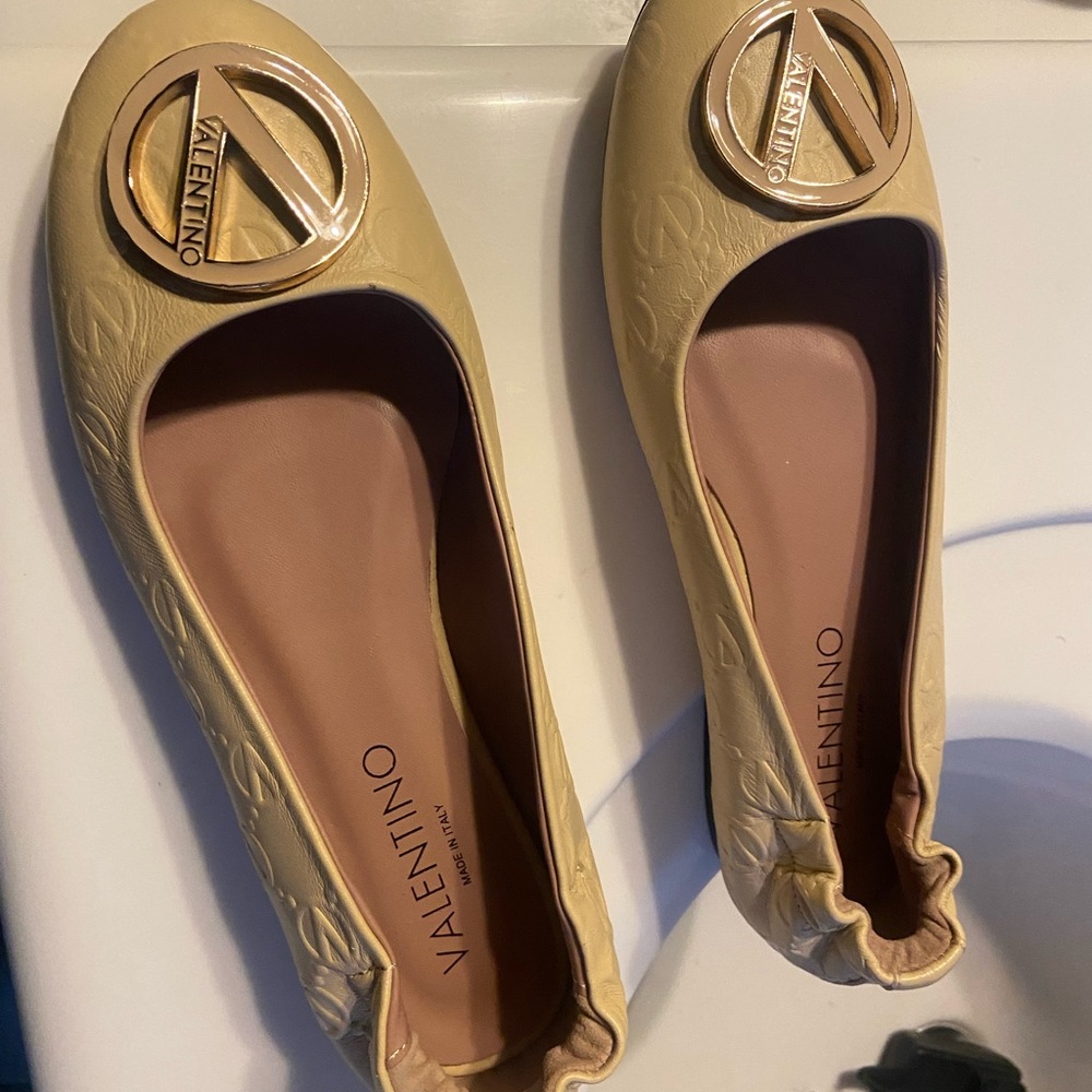 Women’s Valentino ballet flats, size 9 made in Italy - Picture 3 of 3